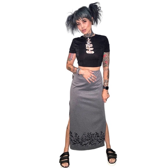 Check out my styling inspo insta or tiktok@xgenxclosetx 🫶🏼 - Picture 5 of 10